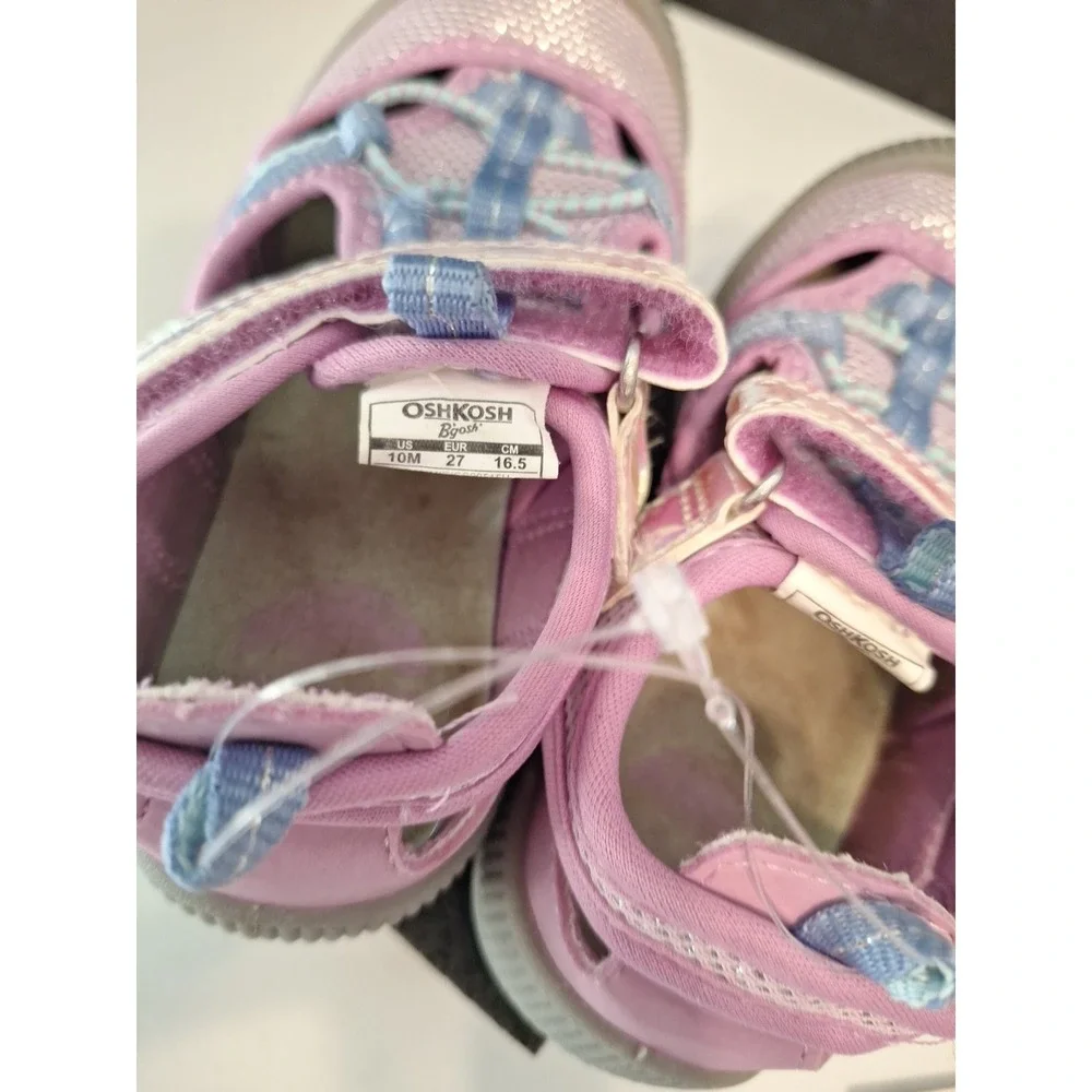 OshKosh B'gosh Adjustable Girl's Water Shoe - Size 11